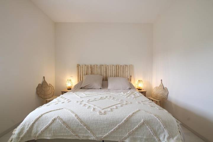 Gîte pour 6 personnes, avec jardin et terrasse, animaux acceptés à Le Val-Saint-Père - 3