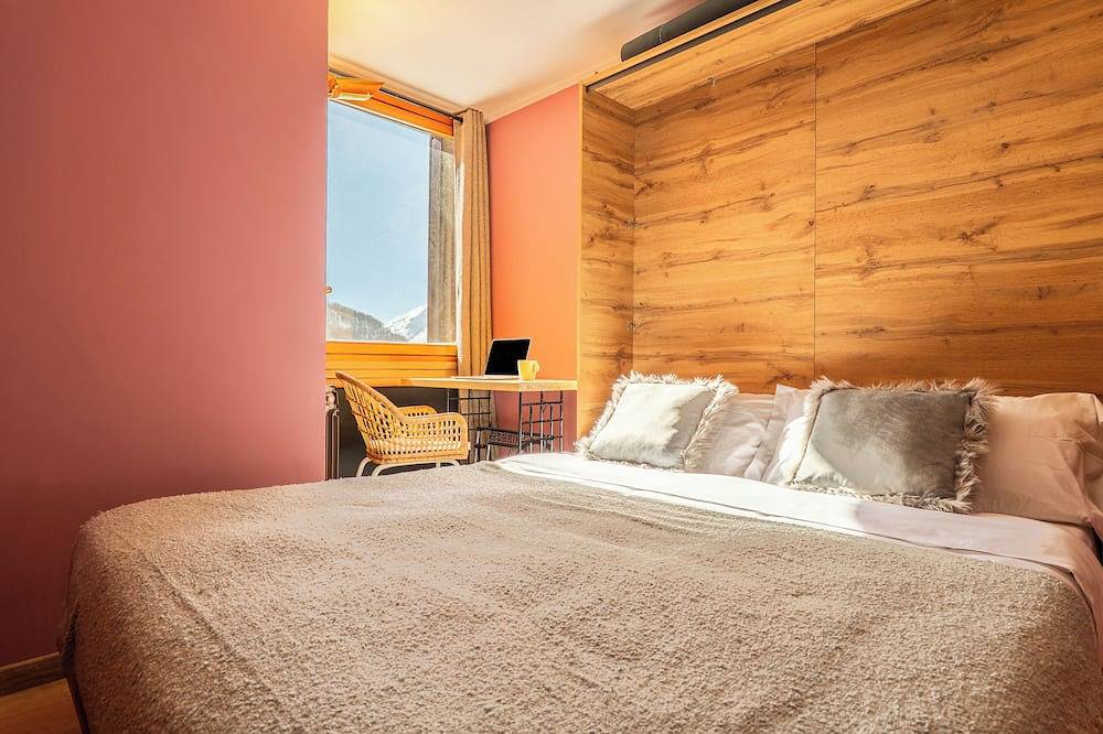 Appartement entier, Casa Lobita – Panoramic Balcony Walk to Gondola in Cervinia, Région de Valtournenche