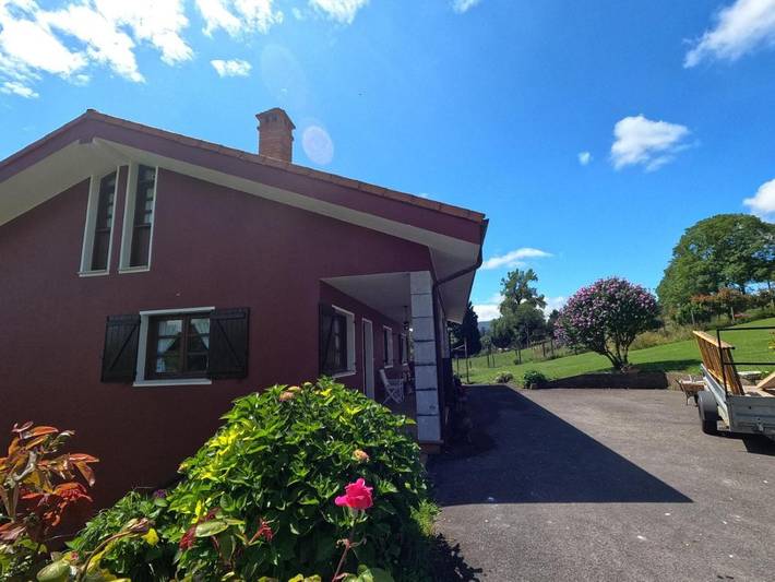 Casa rural para 7 personas, con vistas y jardín, Se admiten mascotas en Parres - 4