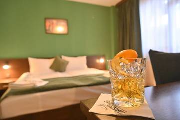 Hôtel pour 2 personnes, avec jacuzzi et sauna ainsi que jardin et piscine dans Bansko