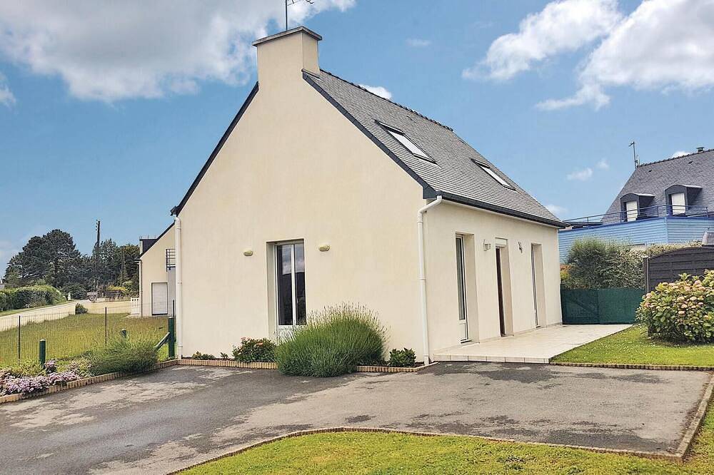 Beautiful home in Moëlan-sur-Mer in Moëlan-sur-Mer, Côte de Cornouaille