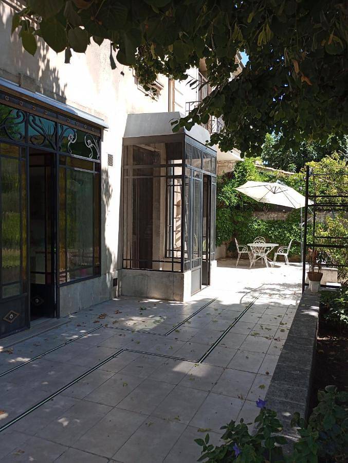Chambre d’hôte pour 2 personnes, avec Terrasse ainsi que Jardin et Vue à Avignon