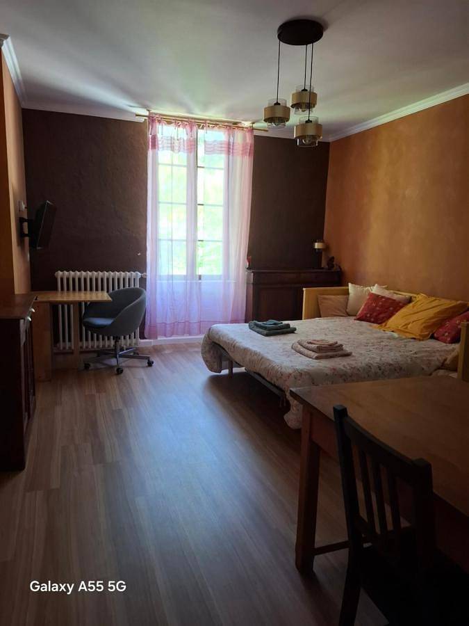 Gîte pour 2 personnes dans Office De Tourisme De Huelgoat