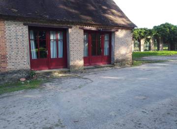 Gîte pour 6 personnes, avec jardin dans Allier
