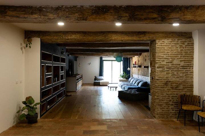 Location de vacances pour 22 personnes, avec piscine et jardin ainsi que terrasse et vue à Coufouleux - 3