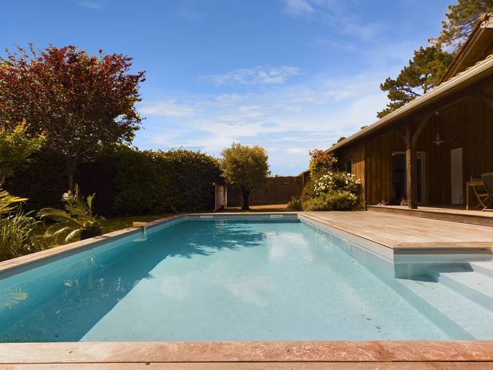 Casa de vacaciones para 8 personas, con terraza además de piscina y jardín - 1