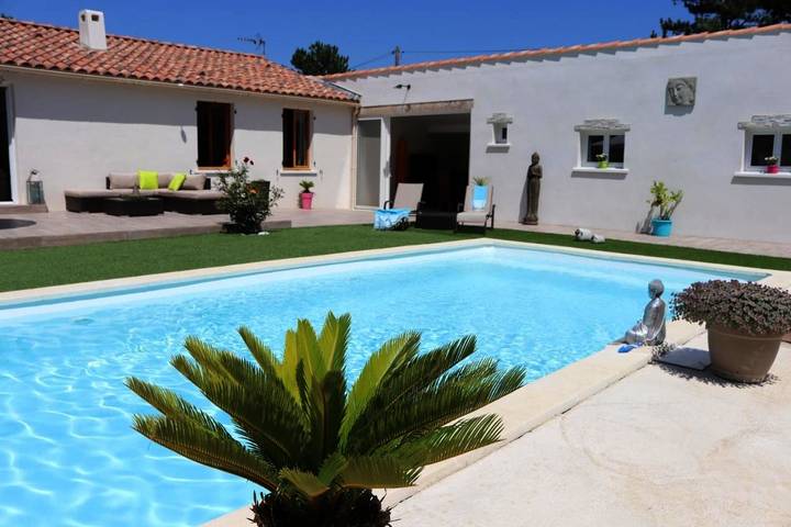 Maison de vacances pour 2 personnes, avec piscine ainsi que vue et jardin