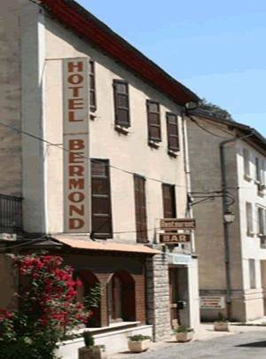 Hôtel pour 2 personnes, avec terrasse et jardin à Saint-Julien-en-Beauchêne