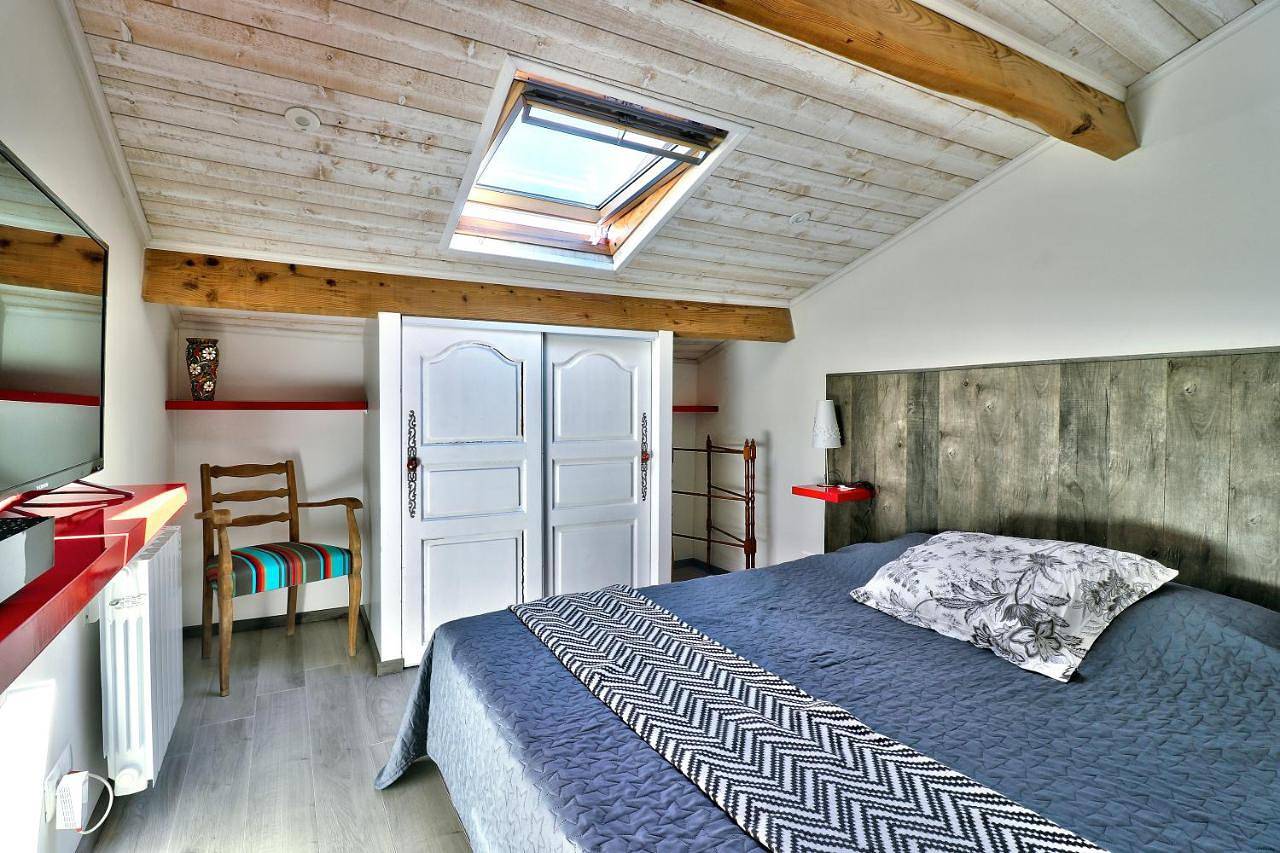 Le Clos Tolosan in Ramonville-Saint-Agne, Canal du Midi