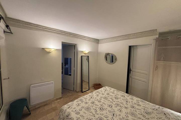 Appartement entier, Escapade entre Mer et Montagne in Saint-Martin-du-Var, Côte méditerranéenne (France)