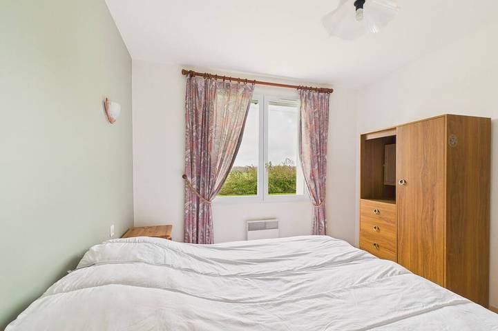 Gîte pour 6 personnes, avec piscine ainsi que terrasse et jardin à Commequiers - 3