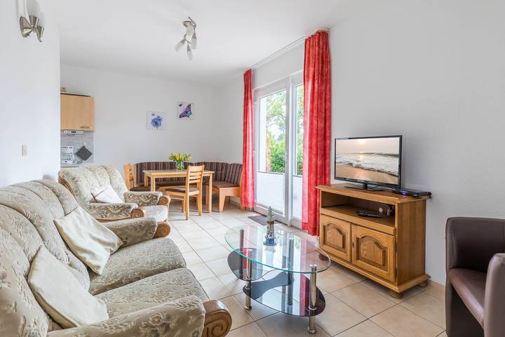 Bungalow für 4 Personen, mit Balkon und Terrasse