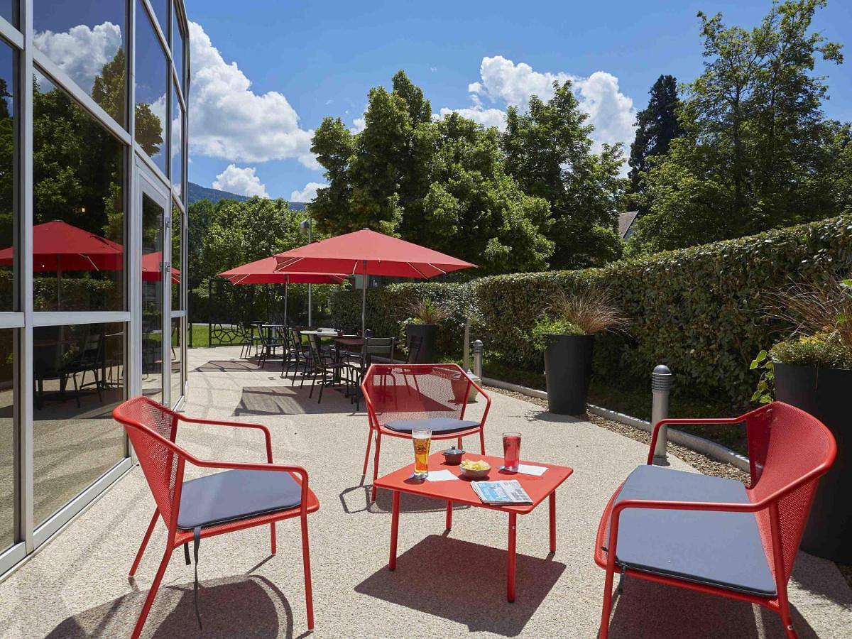 Ibis Archamps Porte de Genève in Archamps, Région de Saint-Julien-en-Genevois