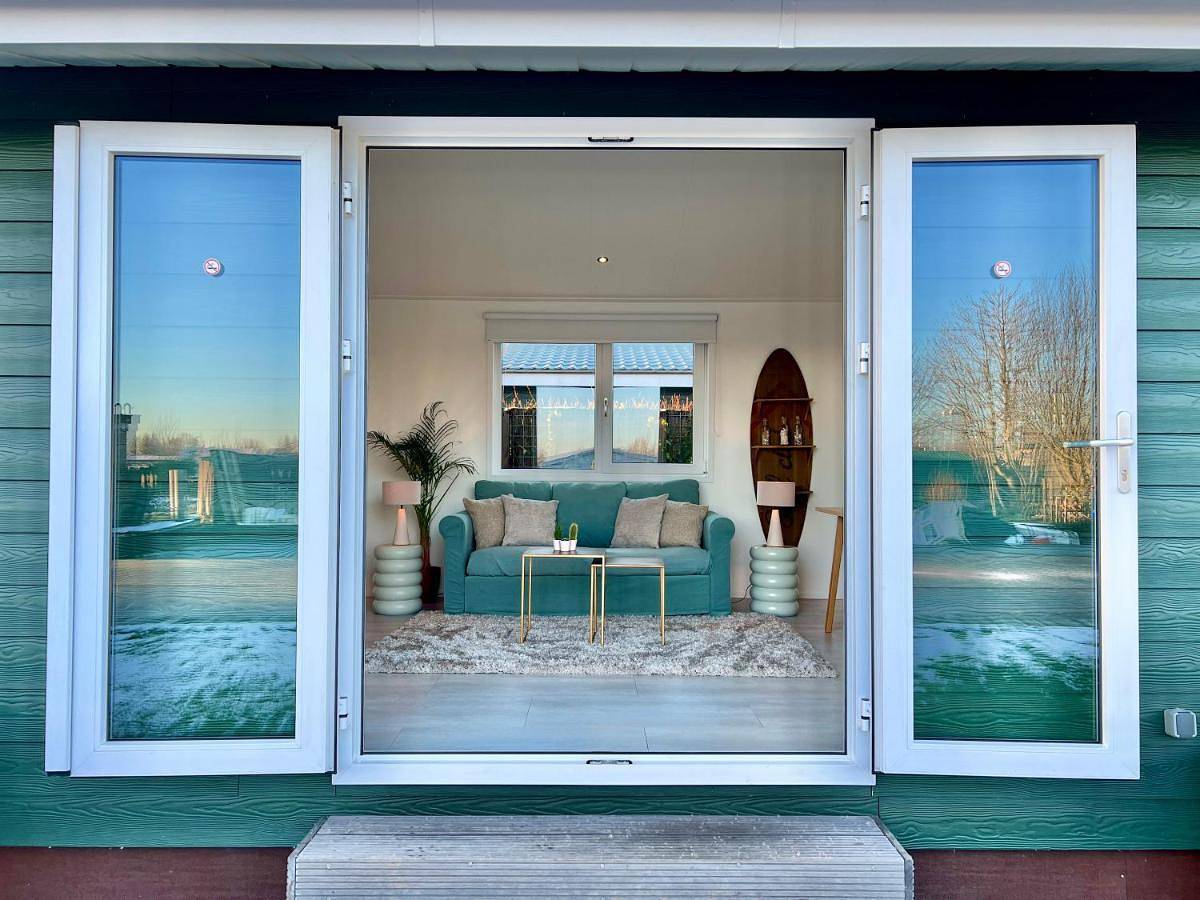 One-Bedroom Chalet in Vinkeveen, Groene Hart