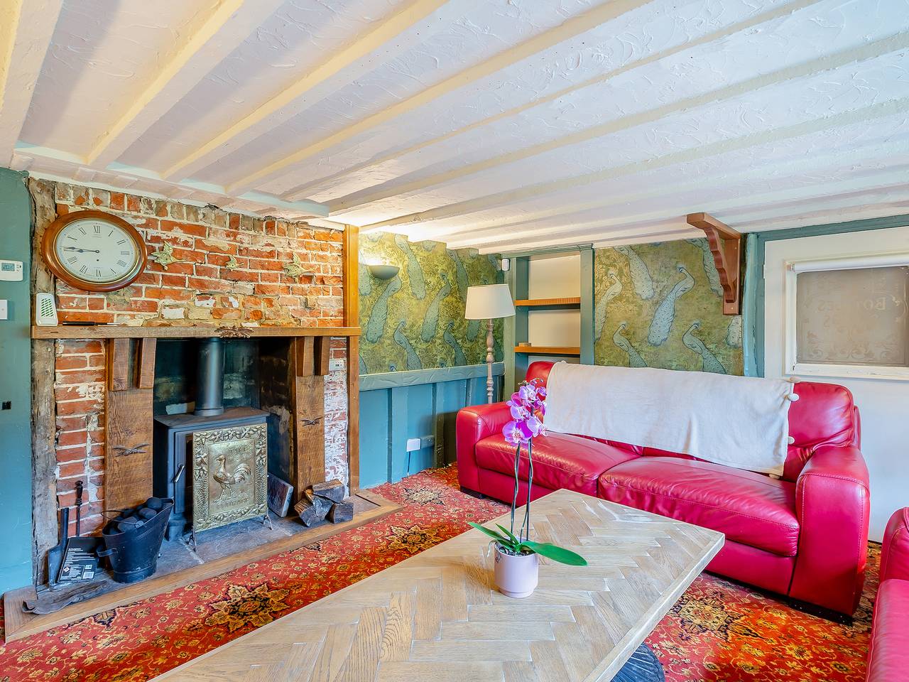 Hook & Hatchet - Uk48201 in Hollingbourne, Kent