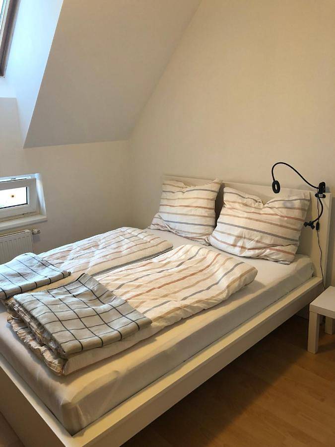 Gîte pour 3 personnes, avec balcon et vue dans Korneubourg - 4