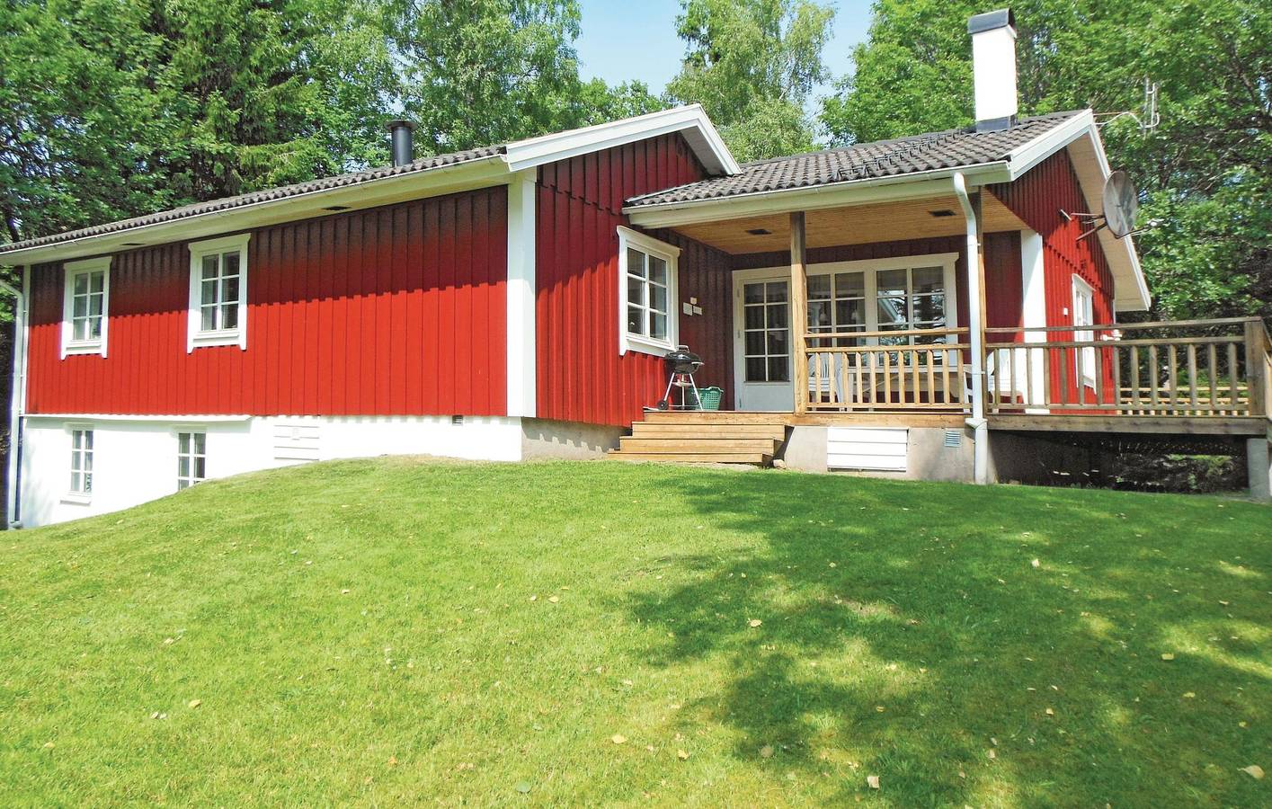 Feriehus for 8 personer med innsjøutsikt in Jönköping län