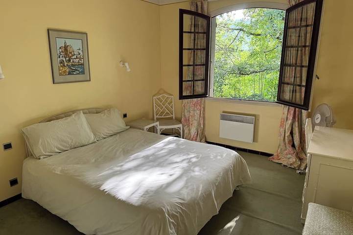 Location de vacances pour 10 personnes, avec jardin à Fuilla - 2