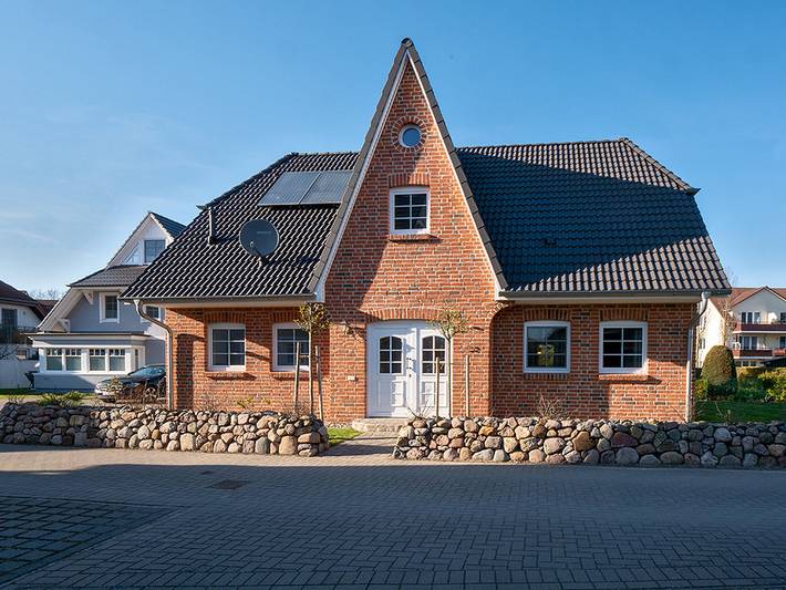 Ferienhaus für 8 Personen, mit Garten in Zingst