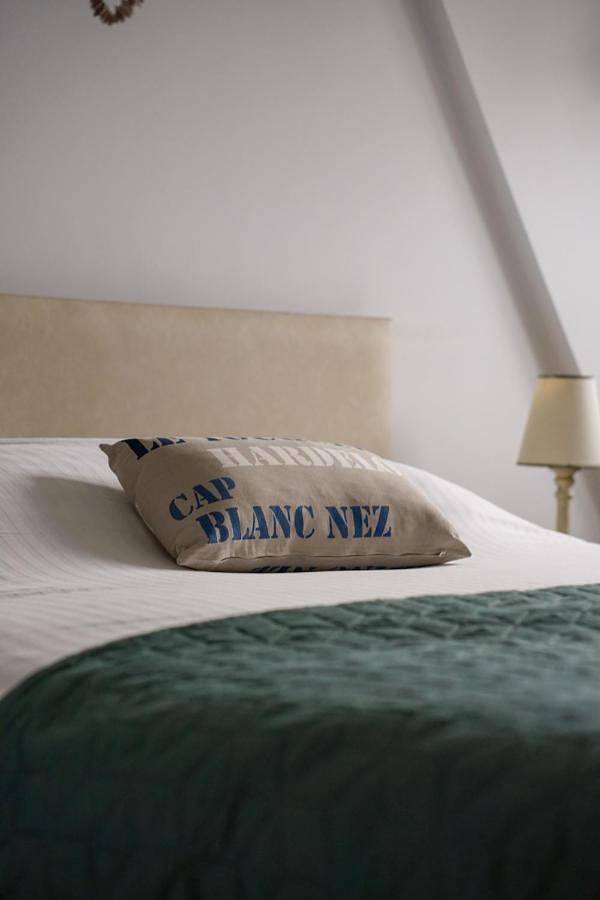 Location de vacances pour 14 personnes, avec jardin et jacuzzi, animaux acceptés à Groffliers - 2