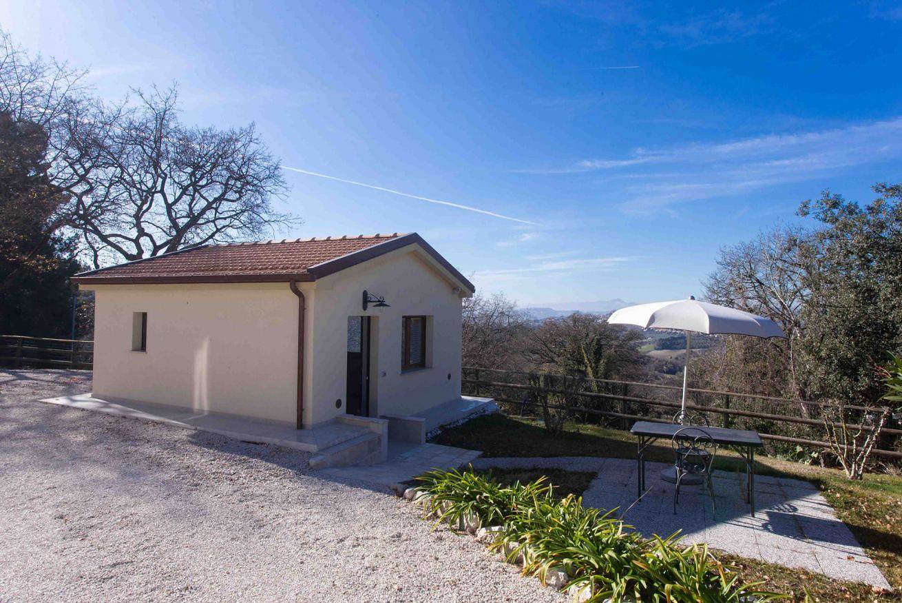 Apartamento entero, A06 - Massignano, wonderful room with a view in Monte Conero, Ancona