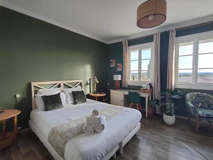 Hôtel pour 2 personnes, avec vue ainsi que jardin et piscine, animaux acceptés à Conilhac-Corbières - 3