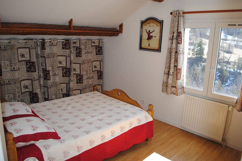 Chalet orientado al sur en el parque Mercantour in Colmars, Región de Castellane