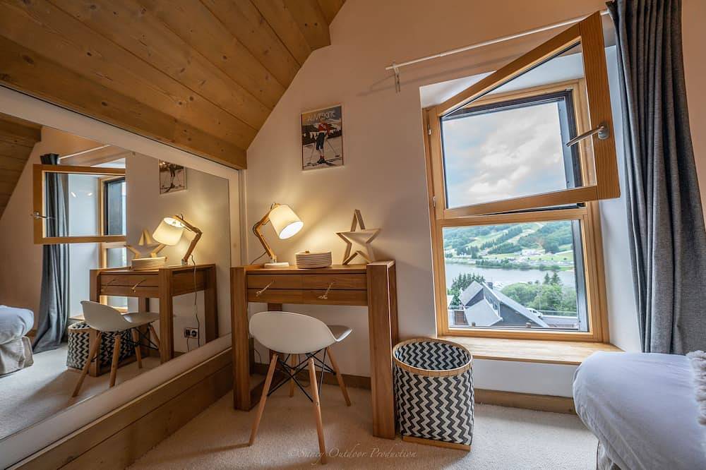 ♡ 𝙲𝚑𝚊𝚕𝚎𝚝 𝙻𝚎 𝙵𝚊𝚕𝚐𝚘𝚞𝚡****  ~ Vue Panoramique ~ Coeur de station in Super Besse, Besse-et-Saint-Anastaise