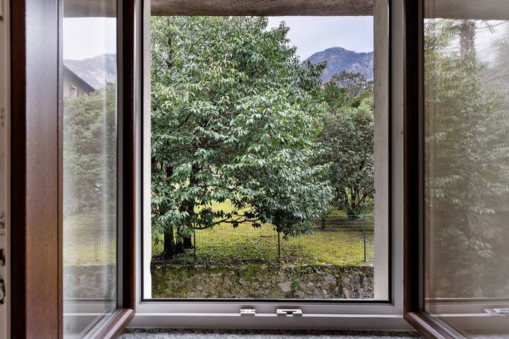 Apartamento inteiro, Apartamento 'Elisa' com varanda e Wi-Fi in Baveno, Comune di Baveno
