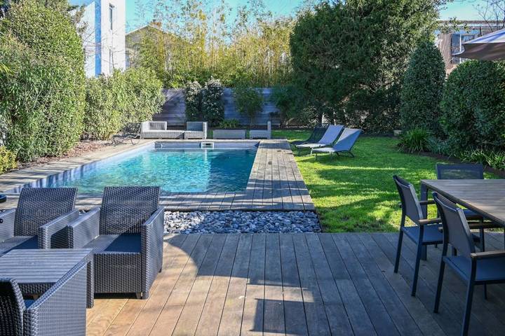Maison de vacances pour 11 personnes, avec Terrasse ainsi que Jardin et Piscine