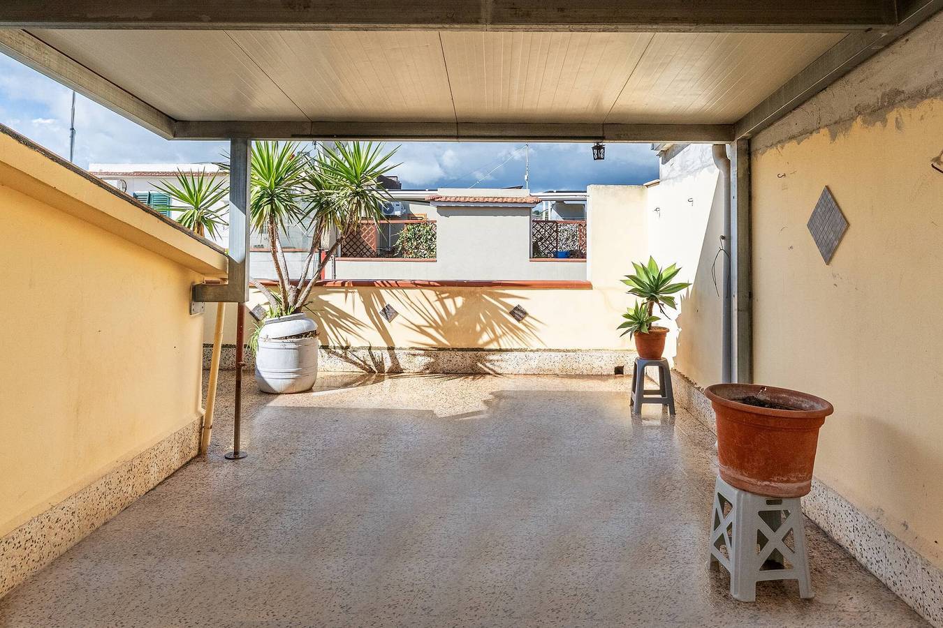 Appartamento intero, Appartamento 'Wolf House' con terrazza privata, Wi-Fi e aria condizionata in Noto, Noto e dintorni