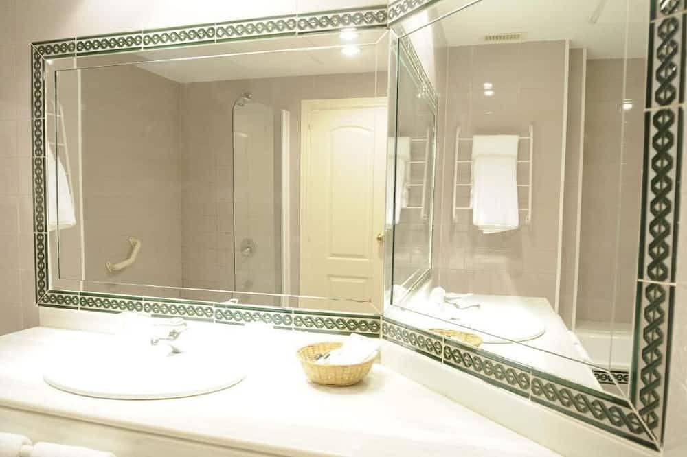 Apartamento 3 pax / Doble sofá cama in Mairena del Aljarafe, Provincia de Sevilla