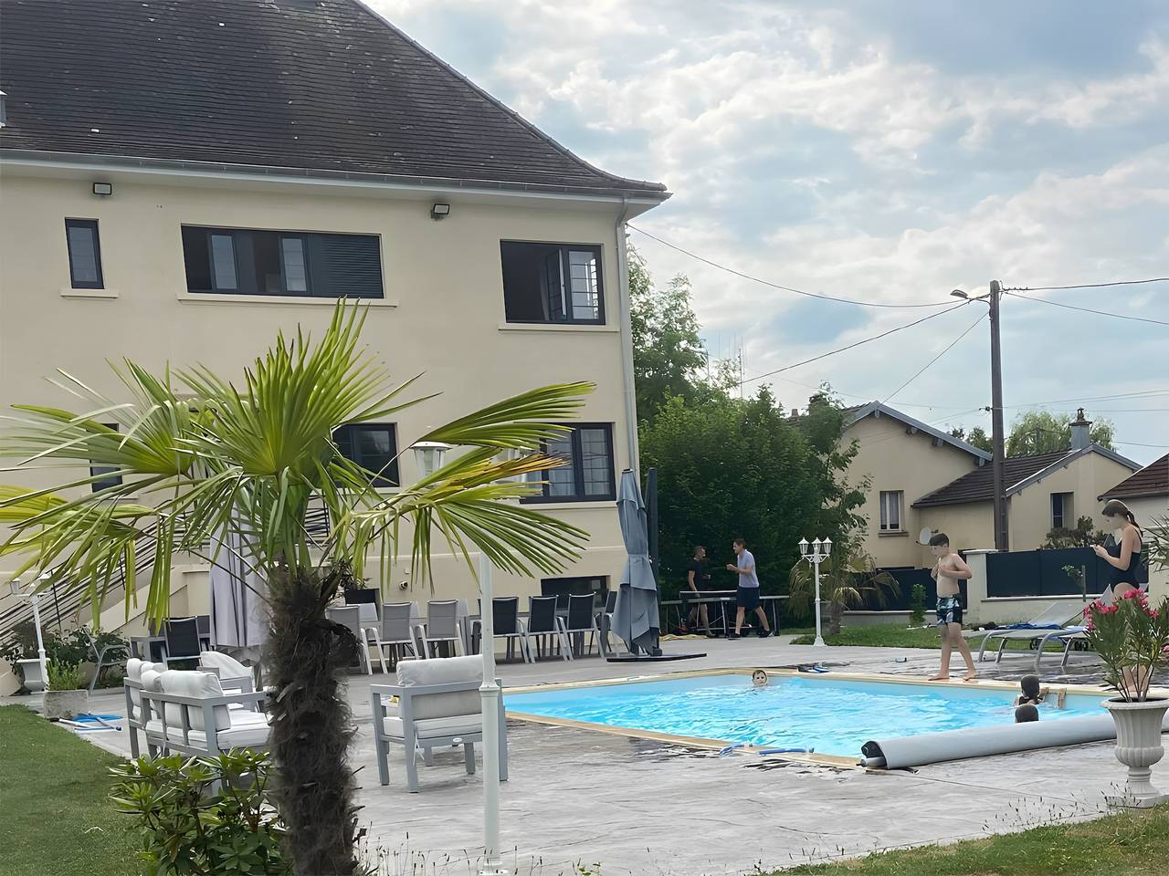 Villa 'Bienvenue A La Saone' mit privatem Pool, gemeinsamer Terrasse und Wi-Fi in Gevigney-et-Mercey, Haute-Saône