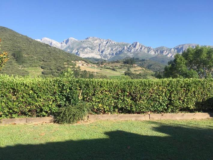 Casa rural para 2 personas, con Terraza y Jardín en Liébana