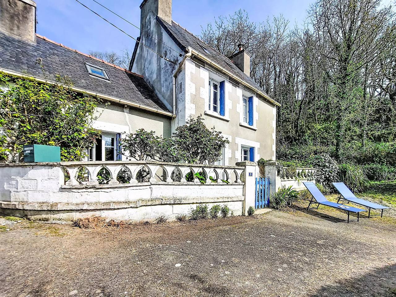 Maison 6 Personnes in Trédarzec, Côte de Granit Rose
