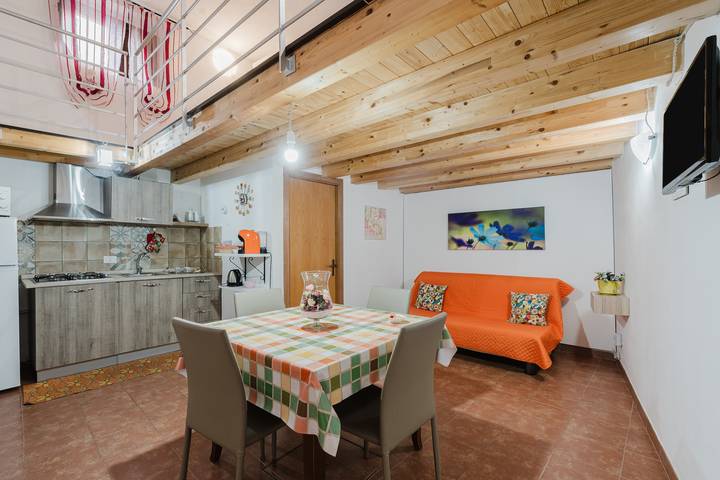 Ganzes Studio, Loft „La Casa di Anita Segesta“ mit WLAN und Klimaanlage in Calatafimi Segesta, Trapani Provinz