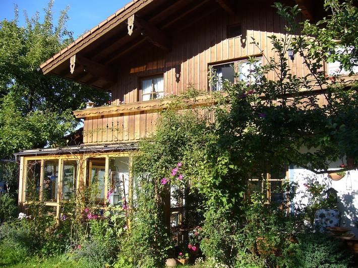 Ferienwohnung für 4 Personen, mit Balkon und Garten in Marquartstein