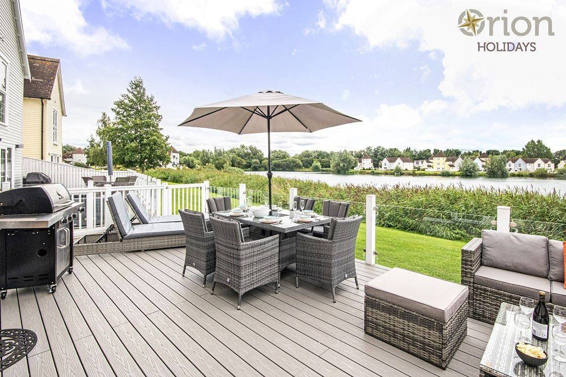 Windrush Lake 65, Sunset Lodge in Gloucestershire