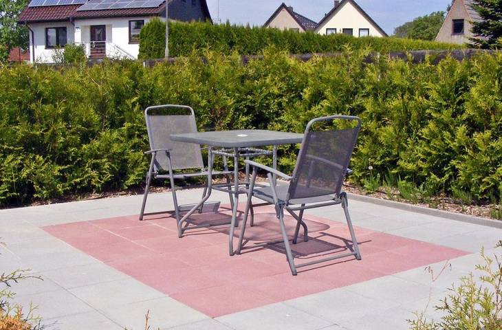 Ferienwohnung für 2 Personen, mit Terrasse und Garten sowie Ausblick