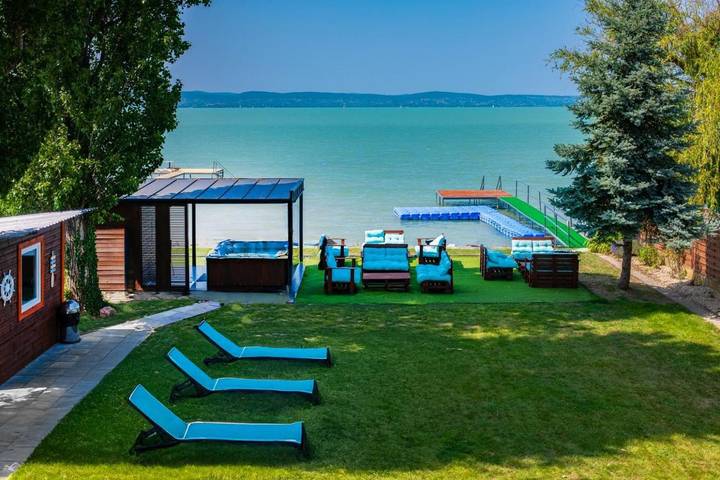 Ferienwohnung für 2 Personen, mit Terrasse und Whirlpool sowie Garten und Pool in Zamardi - 3
