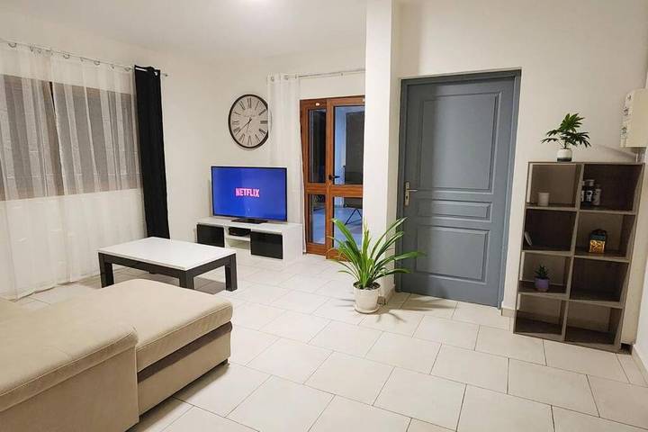 Gîte pour 7 personnes, avec vue et terrasse à Pamandzi - 2