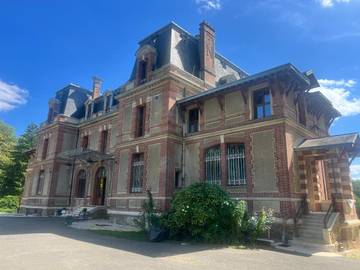 Cottage pour 2 personnes, avec terrasse ainsi que vue et jardin à Chaumes-en-Brie