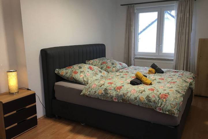 Ganze Wohnung, Sonnige Wohnung mit Balkon. in Eppingen, Kraichgau