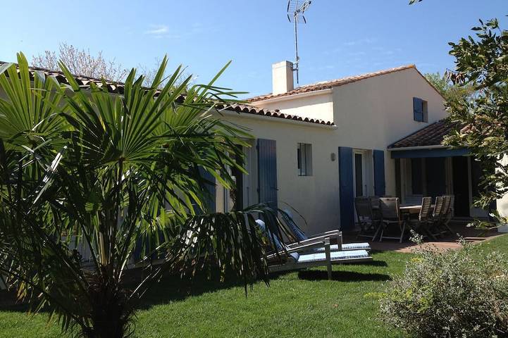 Location de vacances pour 11 personnes, avec jardin dans Plage de la Boirie