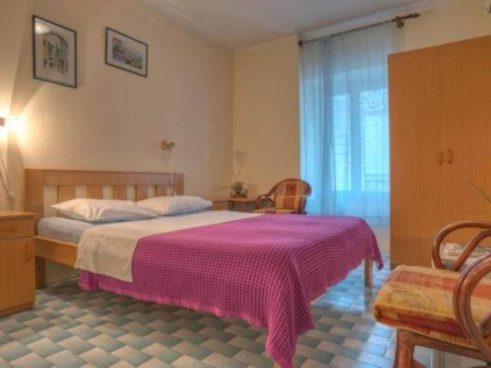 Location de vacances pour 2 personnes, avec jardin à Budva - 2