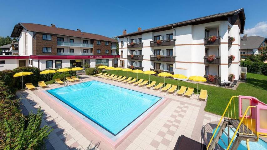 Hotel für 4 Personen, mit Balkon und Pool, mit Haustier - 1