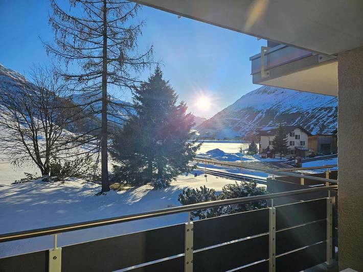 Ferienwohnung für 4 Personen, mit Balkon und Ausblick in Andermatt