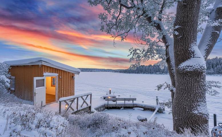 Vakantiewoning voor 2 personen, with terras and whirlpool as well as tuin in Oslo Gemeente