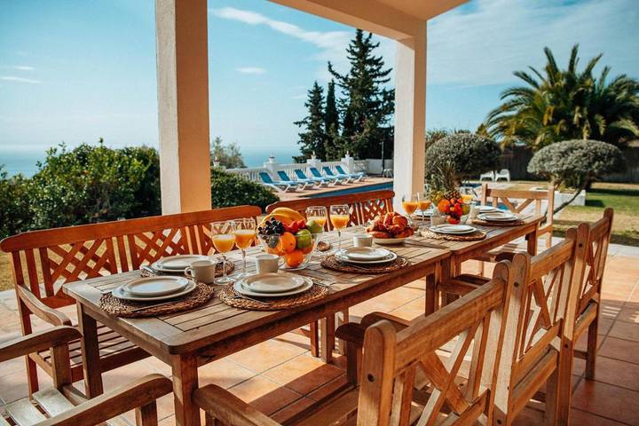 Casa rural para 12 personas, con vistas y jardín además de terraza y piscina en Rincón de la Victoria - 3