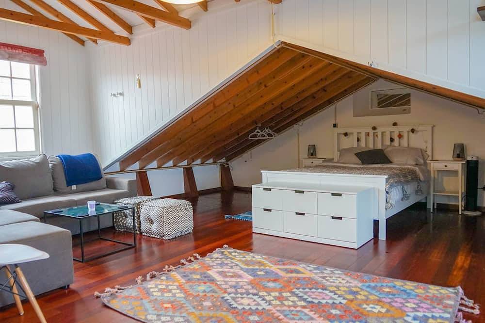Casa Tres Picos in Porto Pim, Horta in Horta, Faial